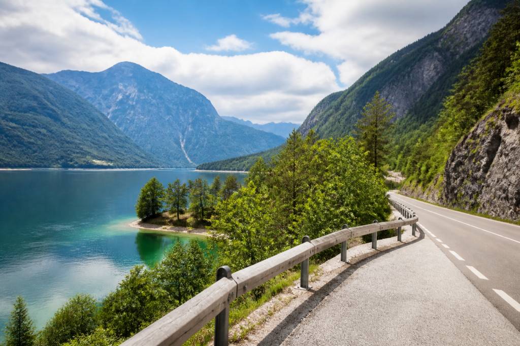 Quand partir en Slovénie pour un roadtrip réussi : climat, routes panoramiques et conseils budget